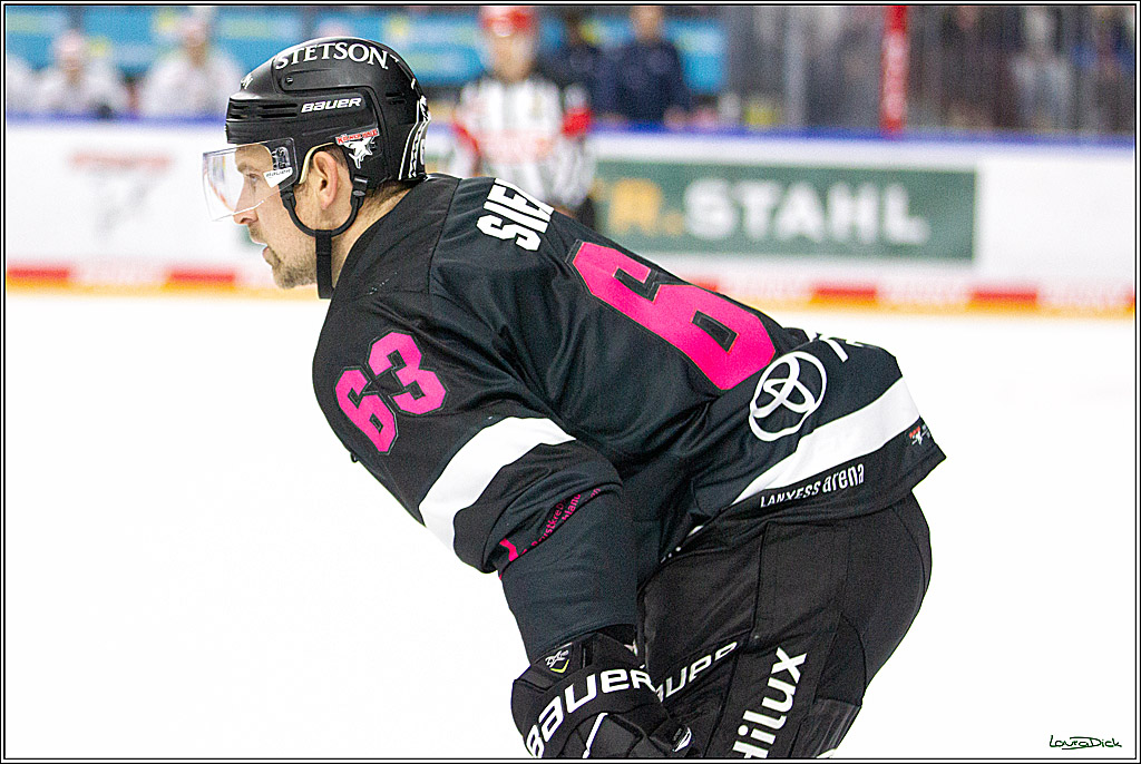 PENNY DEL;  Koelner Haie - Schwenninger Wild Wings; Koeln, 08.10.2021